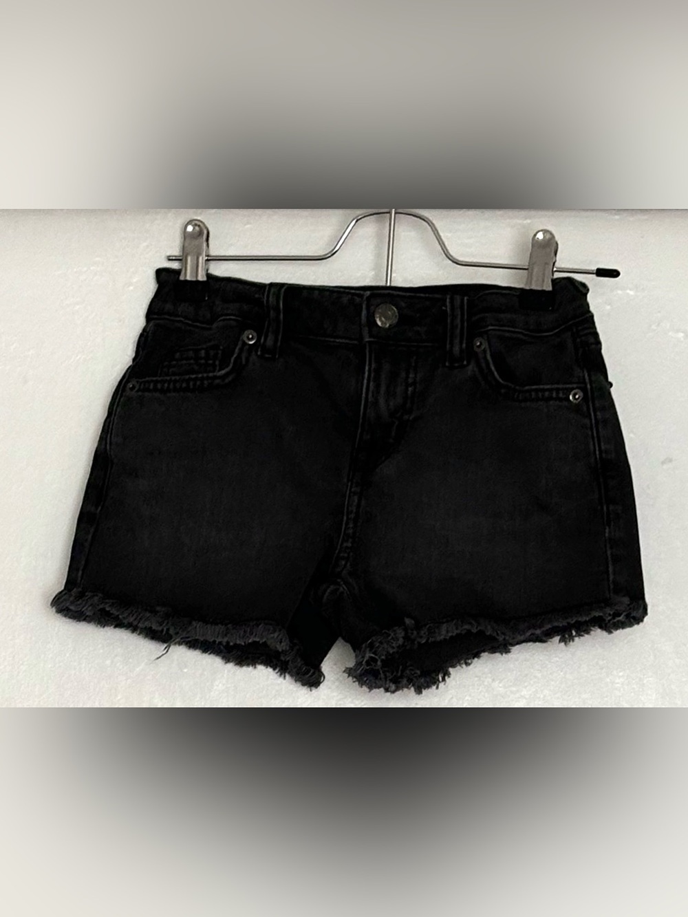 Cat & Jack Girls’ Mid-Rise Cutoff Jean Shorts Black Size M (8)